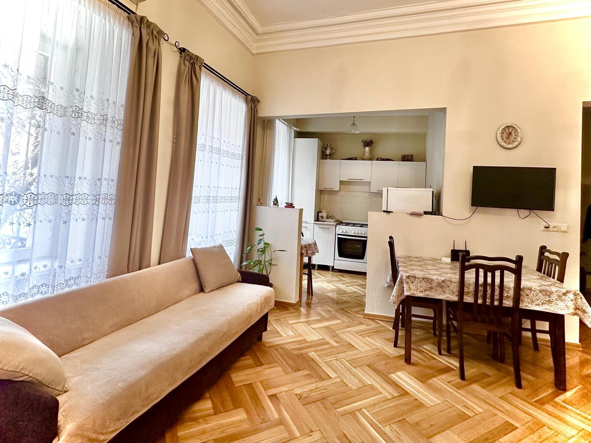 Apartment Dadiani 26 Tbilisi Exterior foto